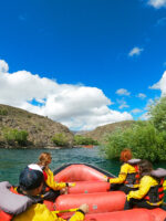 Rafting Limay por la estepa patagónica - Image 2