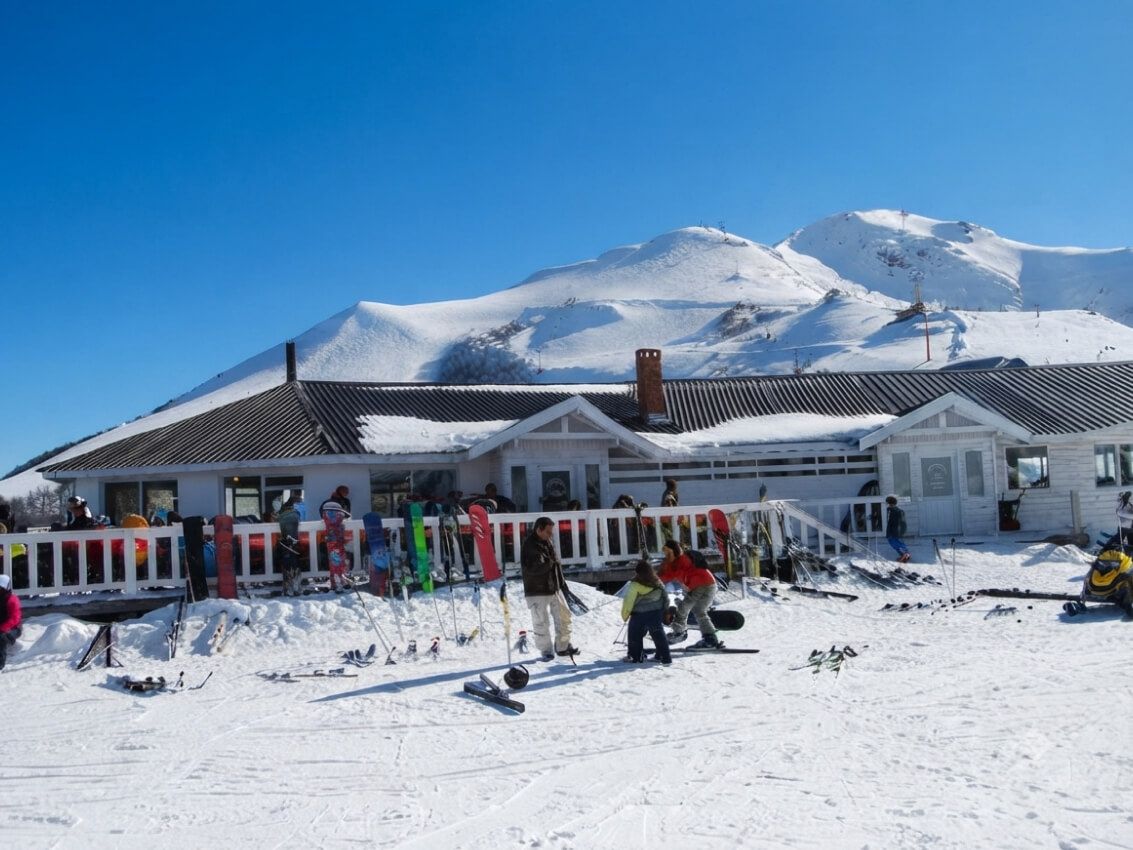 gen_PB_379040_2 Bautismo de Ski Cerro Bayo – Tu primera clase de esquí en la nieve patagónica - Imagem 1